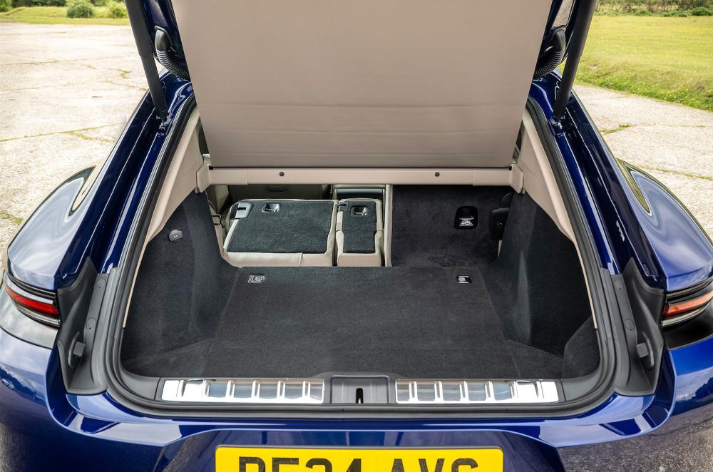 Porsche Panamera boot