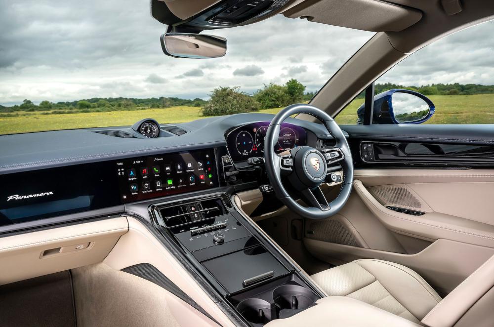 Porsche Panamera front interior