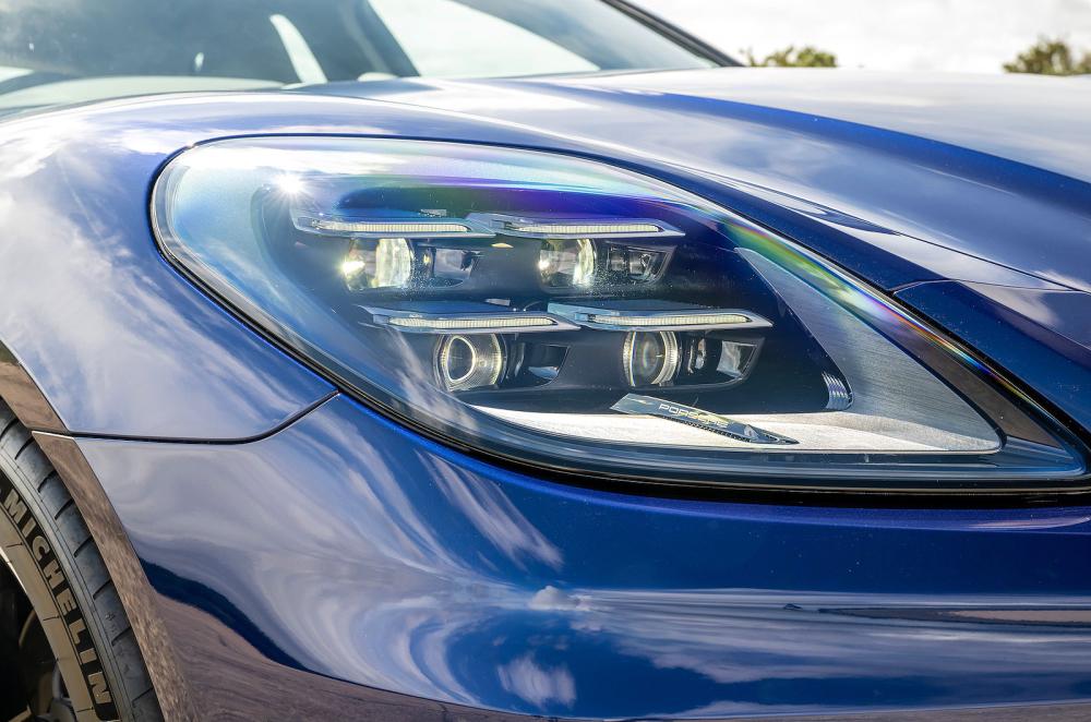 Porsche Panamera headlights