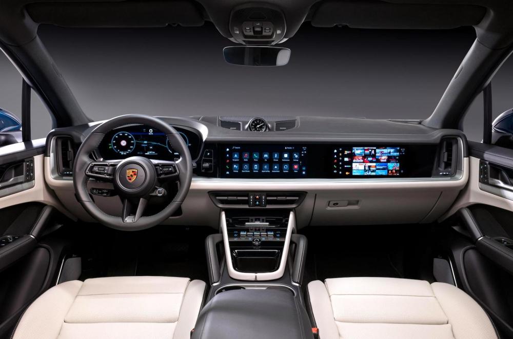 Porsche Cayenne interior dashboard