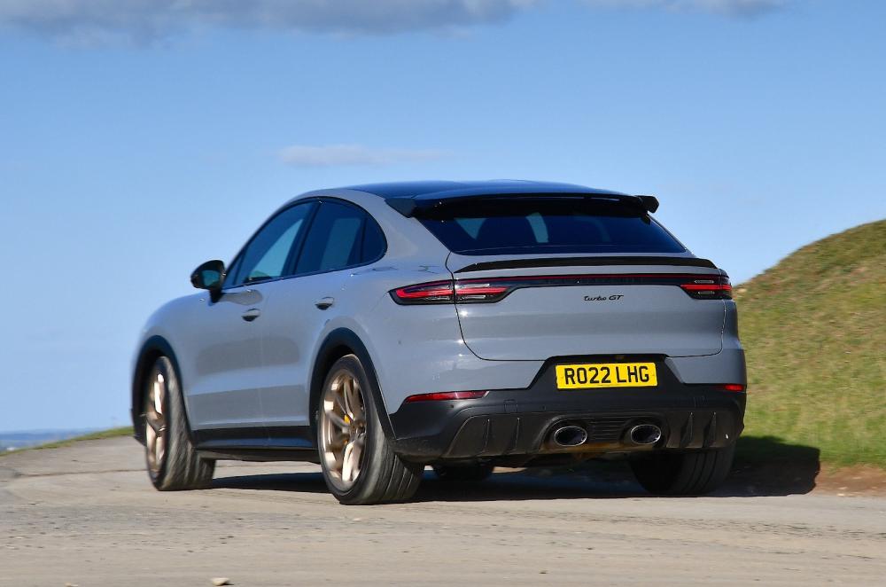 Porsche Cayenne rear cornering