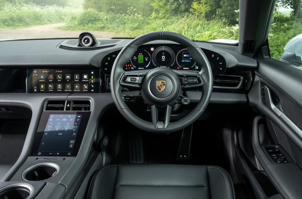 Porsche Taycan dashboard