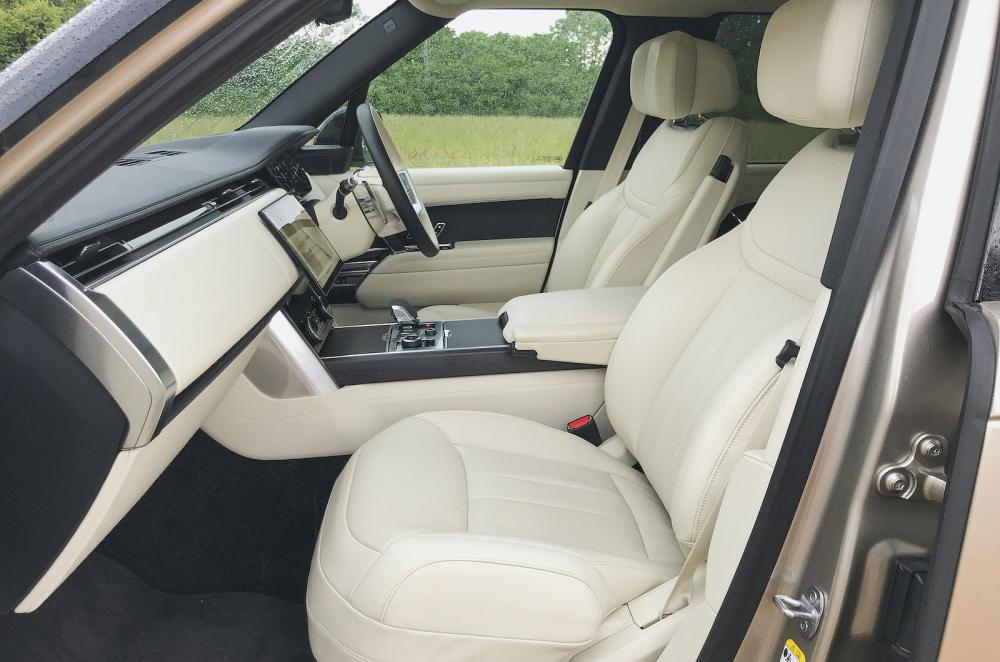 Range Rover interior front seats