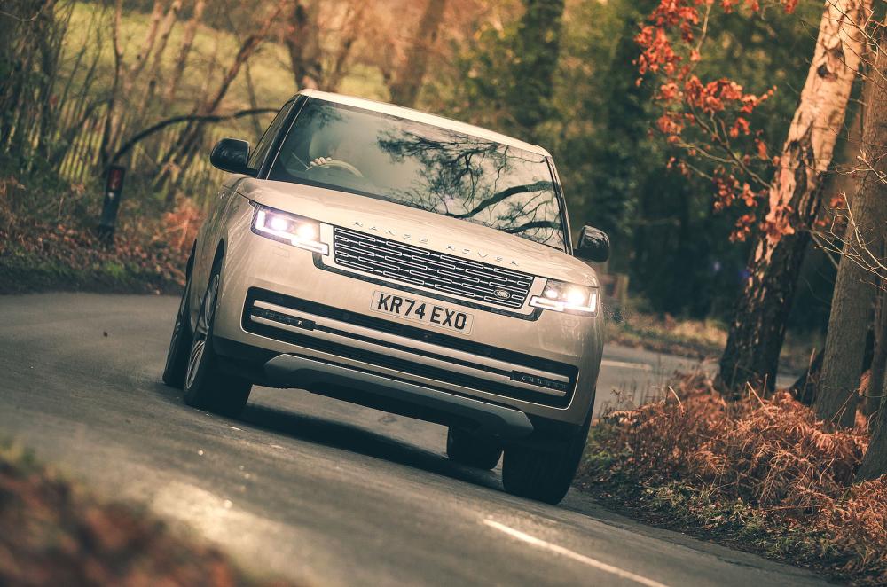 Range Rover front cornering