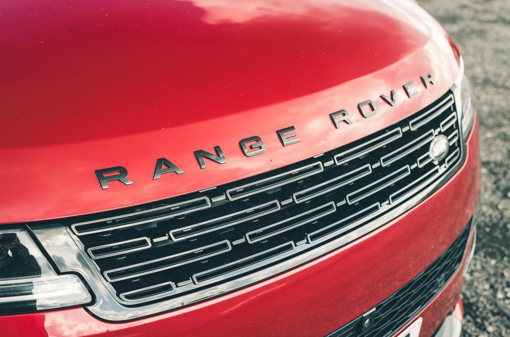 Range Rover Sport front detail