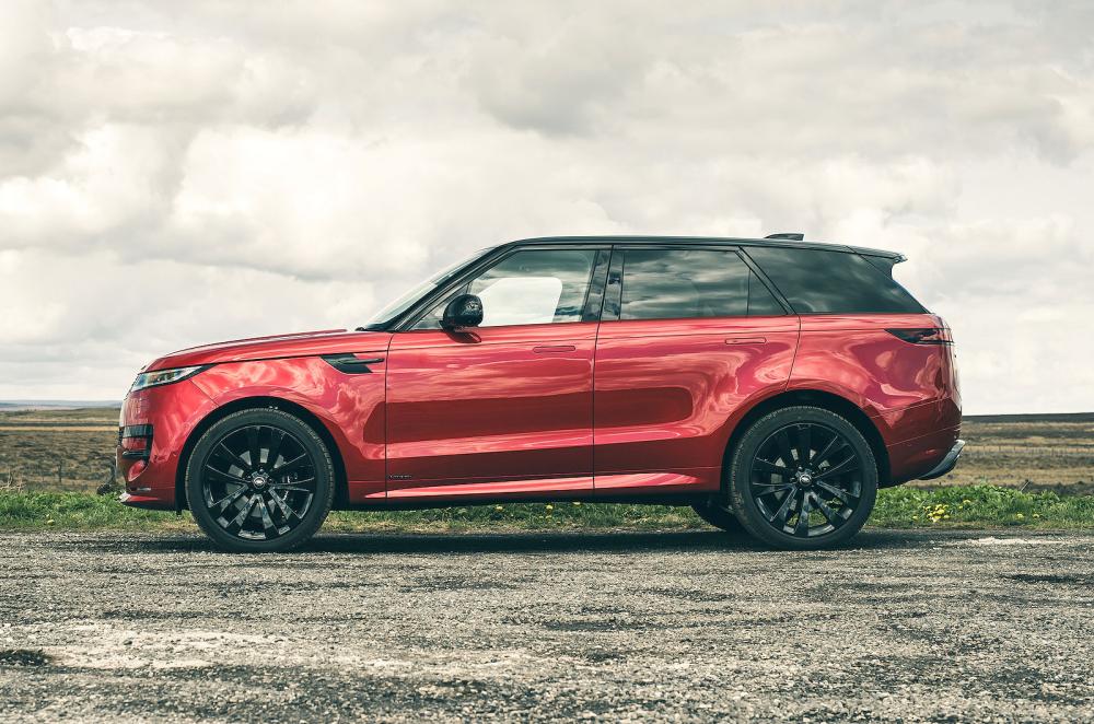 Range Rover Sport left static