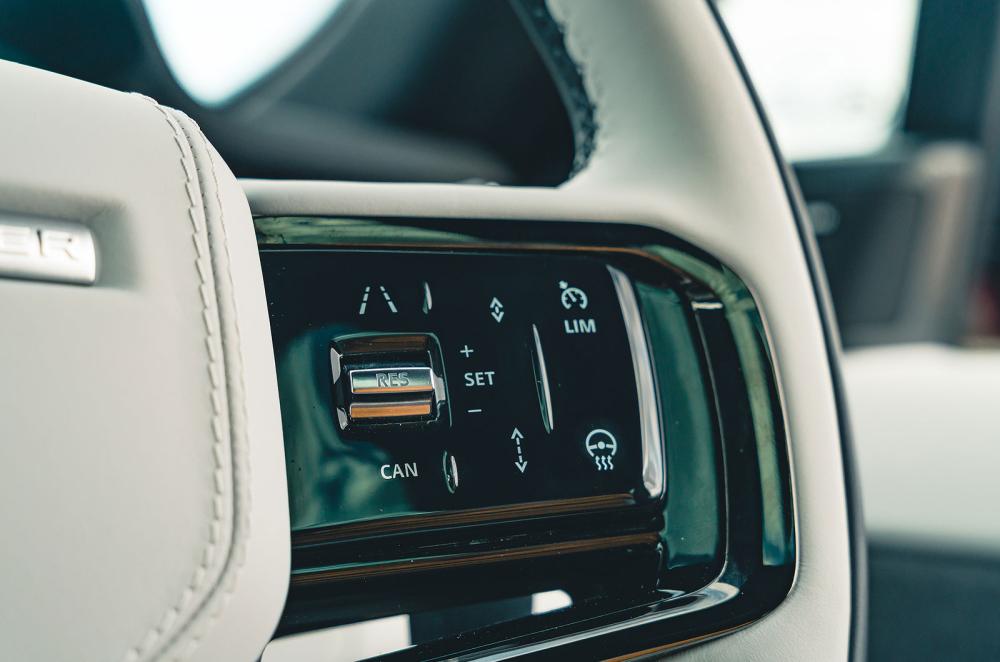 Range Rover Sport interior steering wheel detail