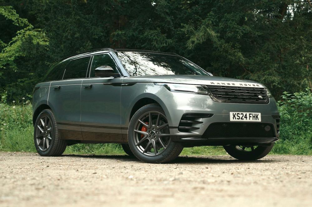 Range Rover Velar front right static
