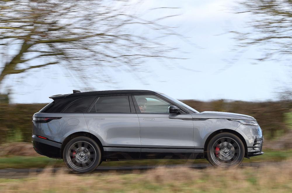 Land Rover Range Rover Velar right driving