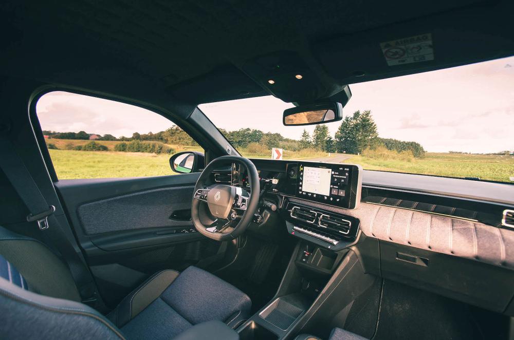 Renault 5 dashboard