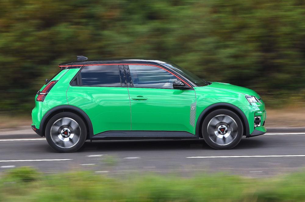 Renault 5 right driving