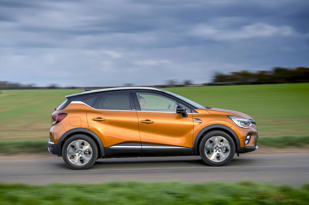 Renault Captur right driving