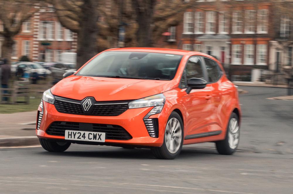 Renault Clio front cornering