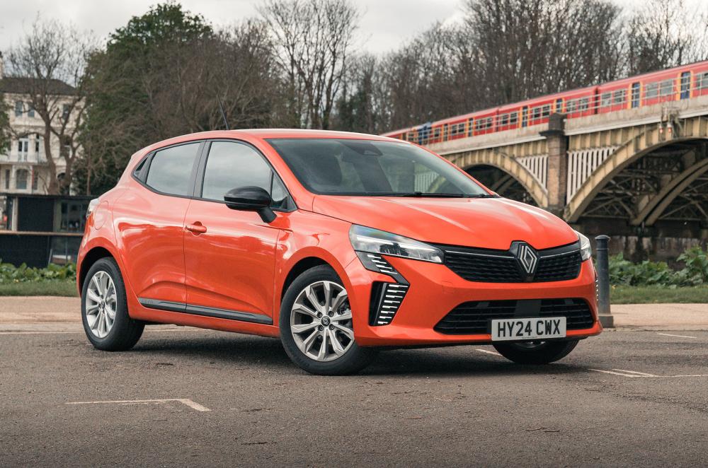 Renault Clio front right static