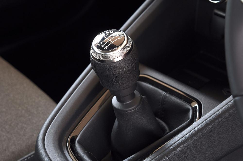 Renault Clio interior gearstick detail