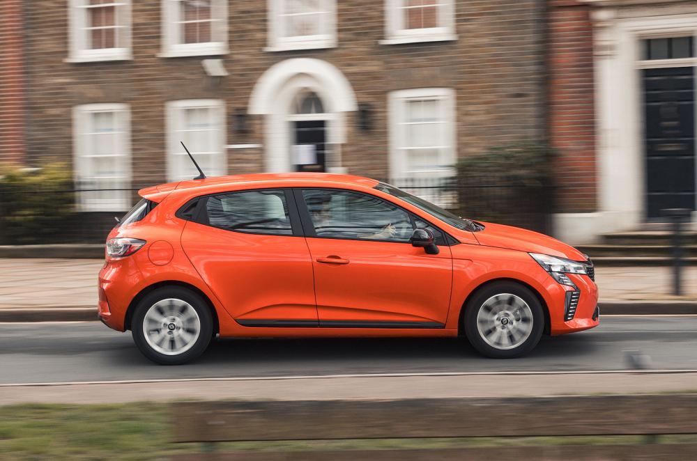 Renault Clio right driving