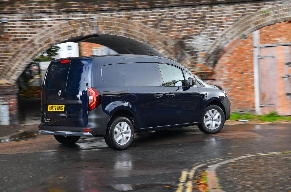 Renault Kangoo rear cornering