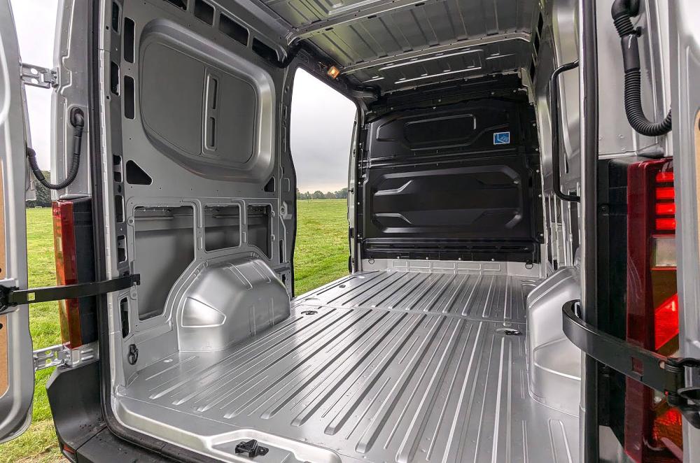 Renault Master load bay