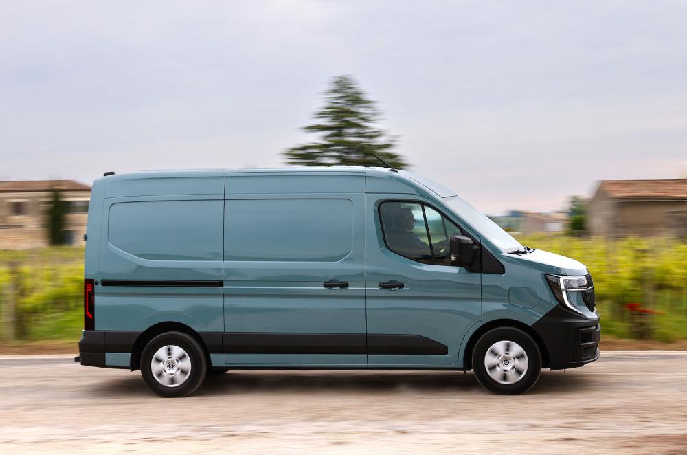 Renault Master right driving