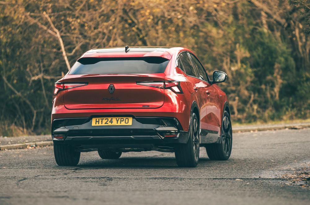 Renault Rafale rear cornering