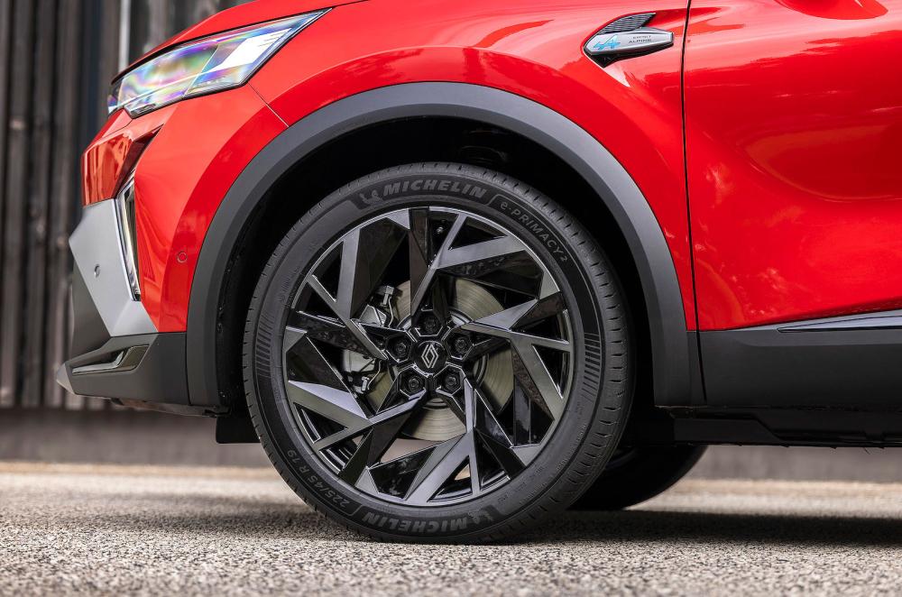 Renault Symbioz alloy wheel