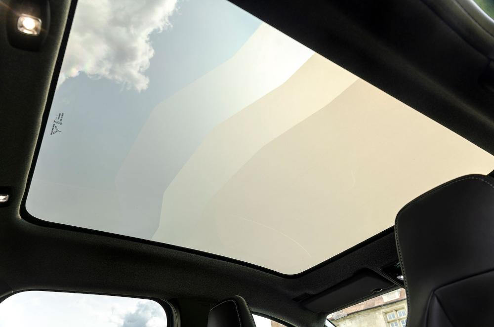 Renault Symbioz panoramic roof