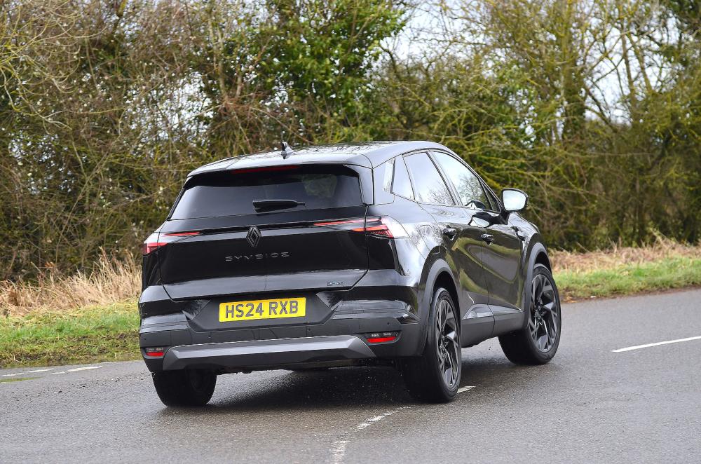 Renault Symbioz rear cornering