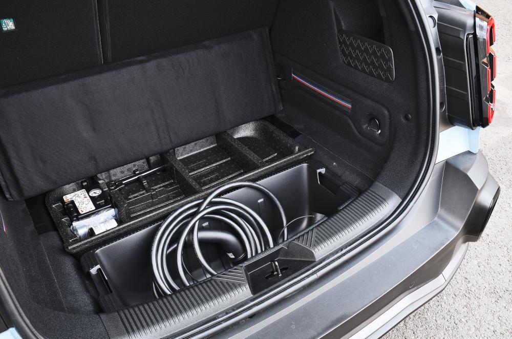 Renault 4 charging cable