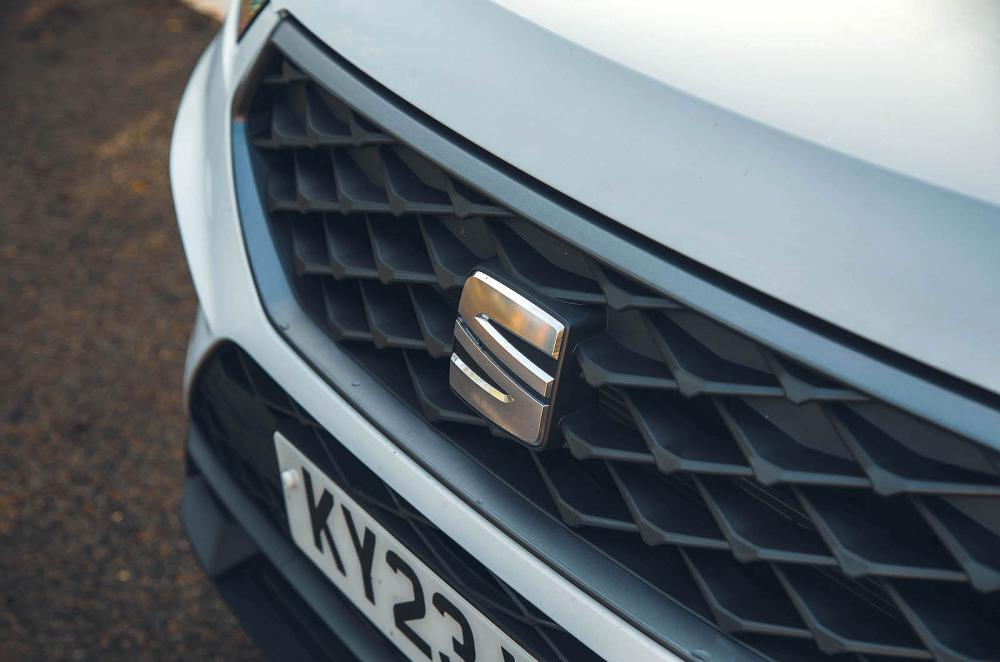 Seat Ateca front badge