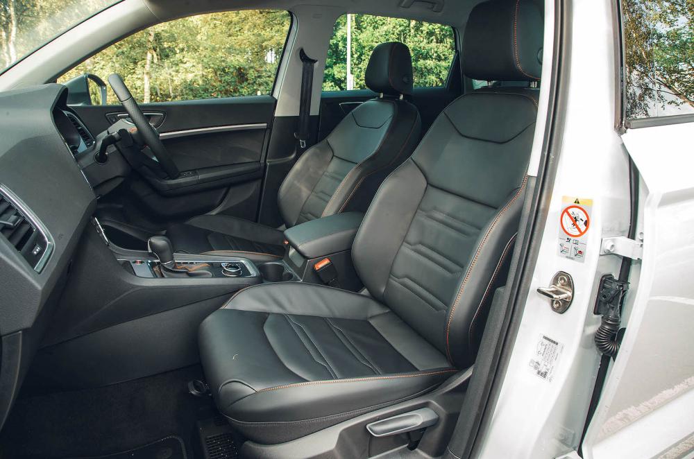 Seat Ateca front seats