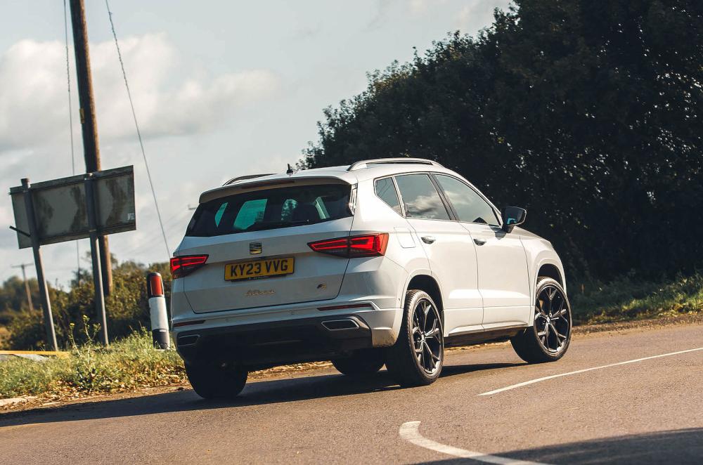 Seat Ateca rear cornering