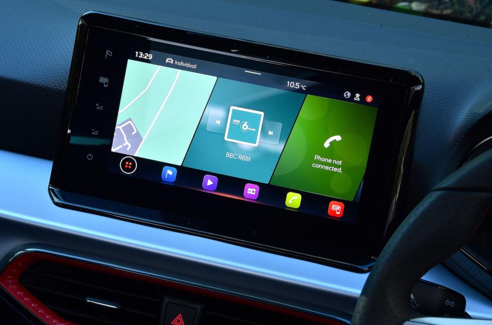 Seat Ibiza infotainment touchscreen