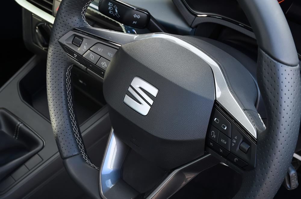 Seat Ibiza steering wheel detail
