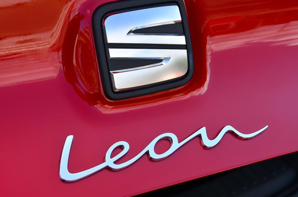 Seat Leon rear badge