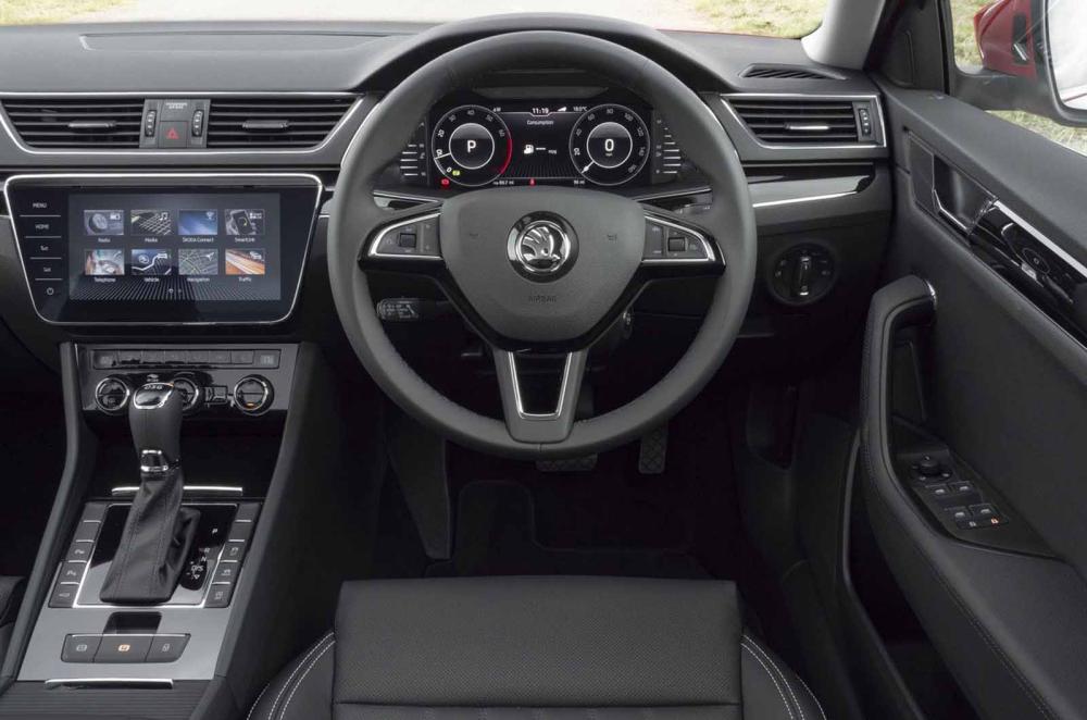 Used Skoda Superb 2015-2024 dashboard