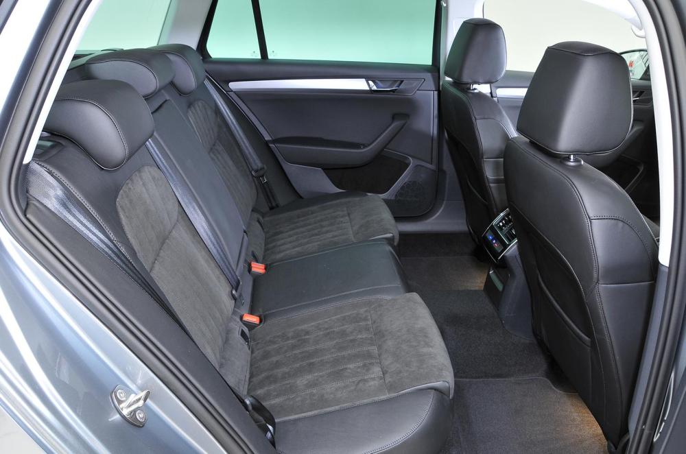 Used Skoda Superb Estate 2015-2024 rear seats