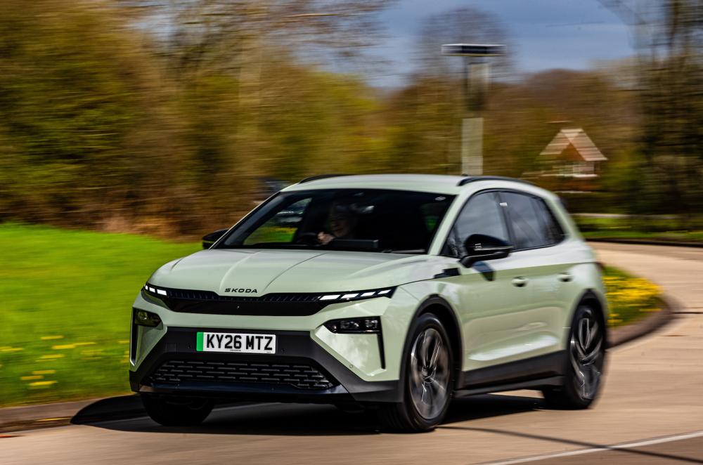 Skoda Elroq front cornering