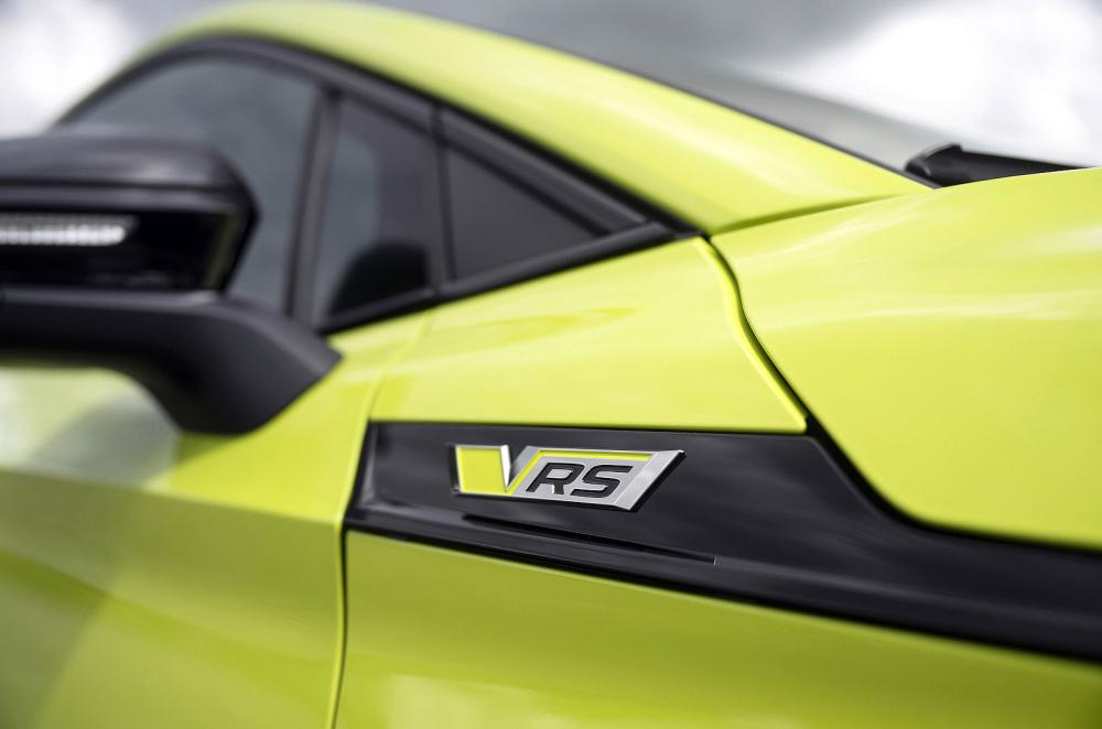 Skoda Elroq vRS badge