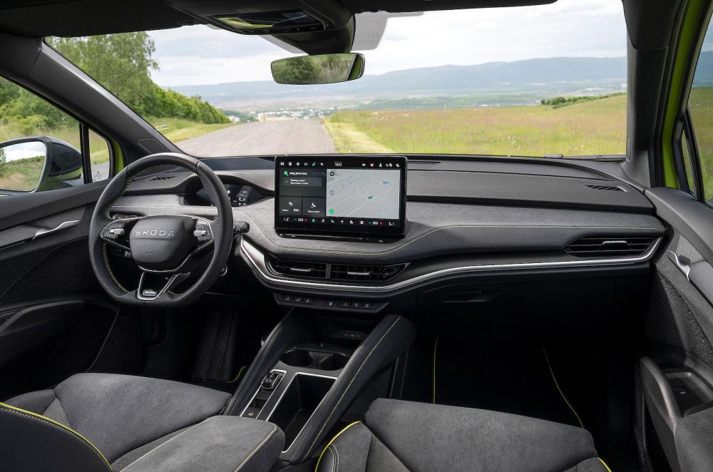 Skoda Elroq vRS dashboard