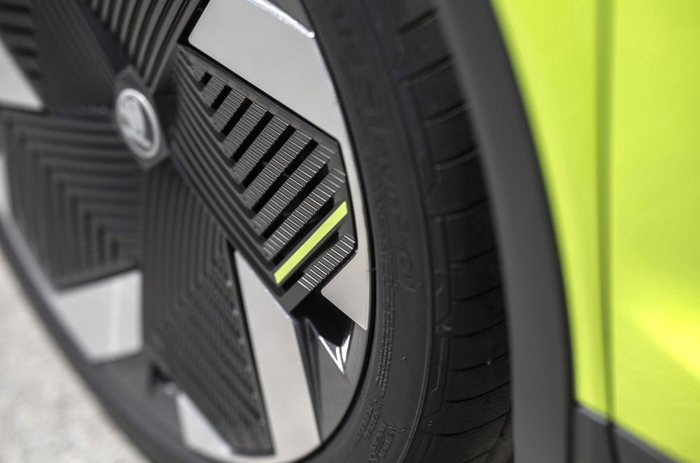 Skoda Elroq vRS wheel detail