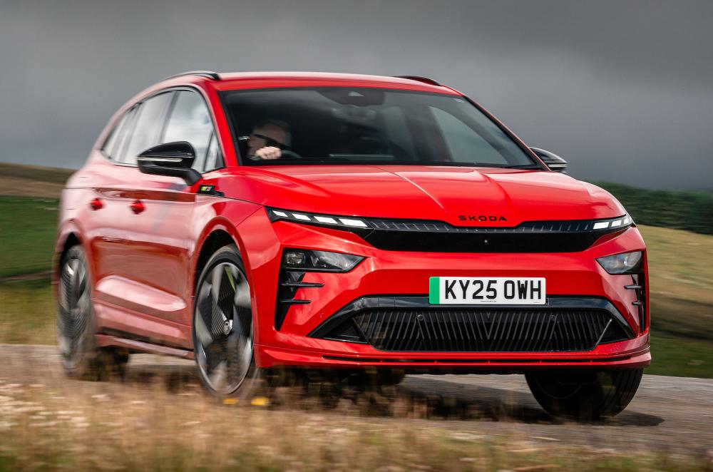 Skoda Enyaq vRS front cornering