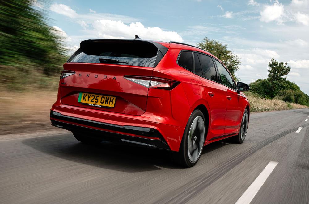 Skoda Enyaq vRS rear right driving