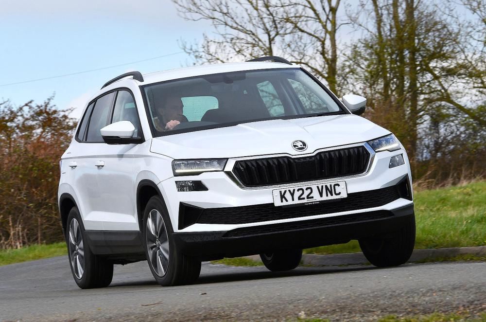 Skoda Karoq front cornering