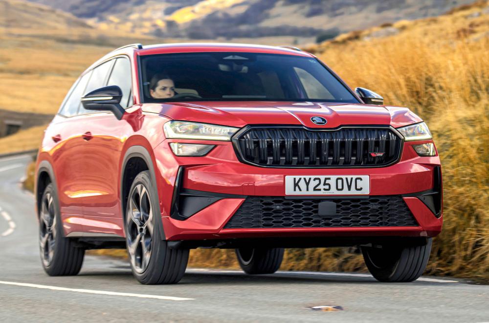 Skoda Kodiaq vRS front cornering