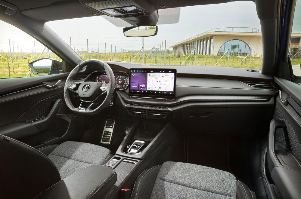 Skoda Octavia Estate interior dashboard