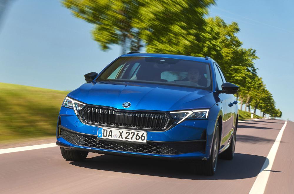 Skoda Octavia Estate front driving