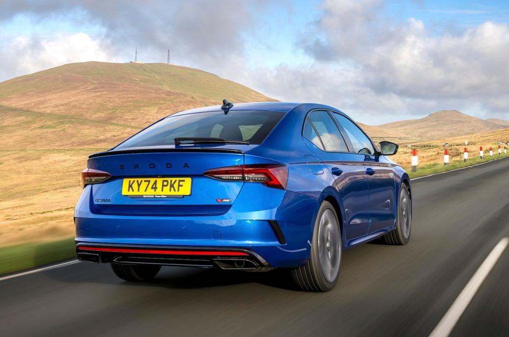 Skoda Octavia vRS rear right driving