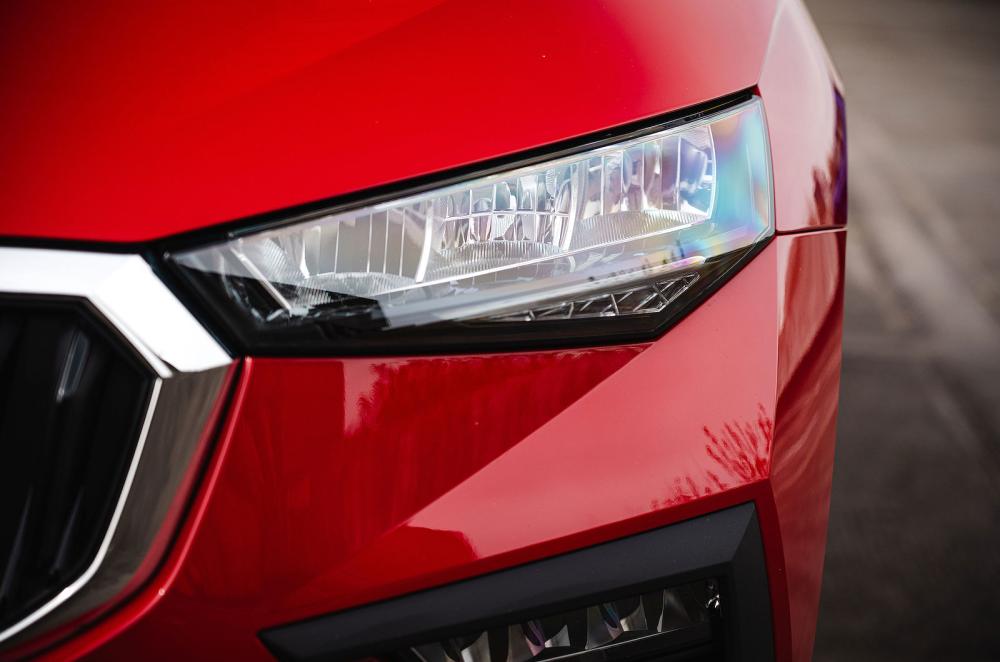Skoda Scala headlights