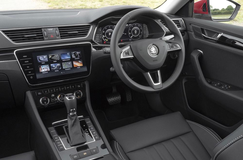 Skoda Superb dashboard