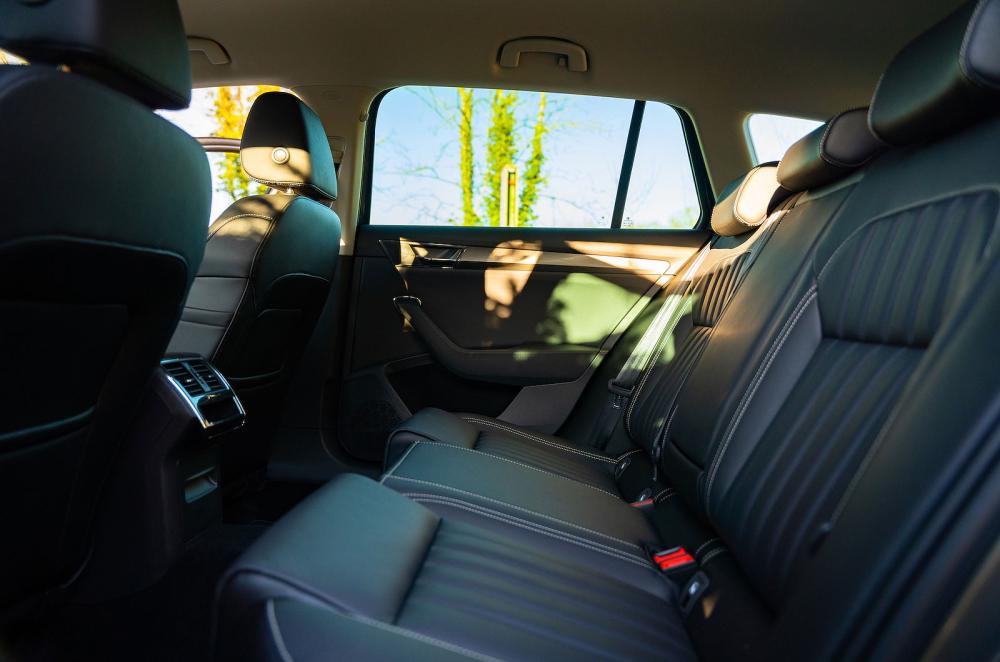 Skoda Superb Estate interior rear seats